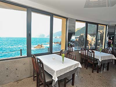 Cachalote Restaurant